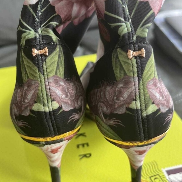 Ted Baker Elzbet sock booties, 8. - Picture 2 of 5